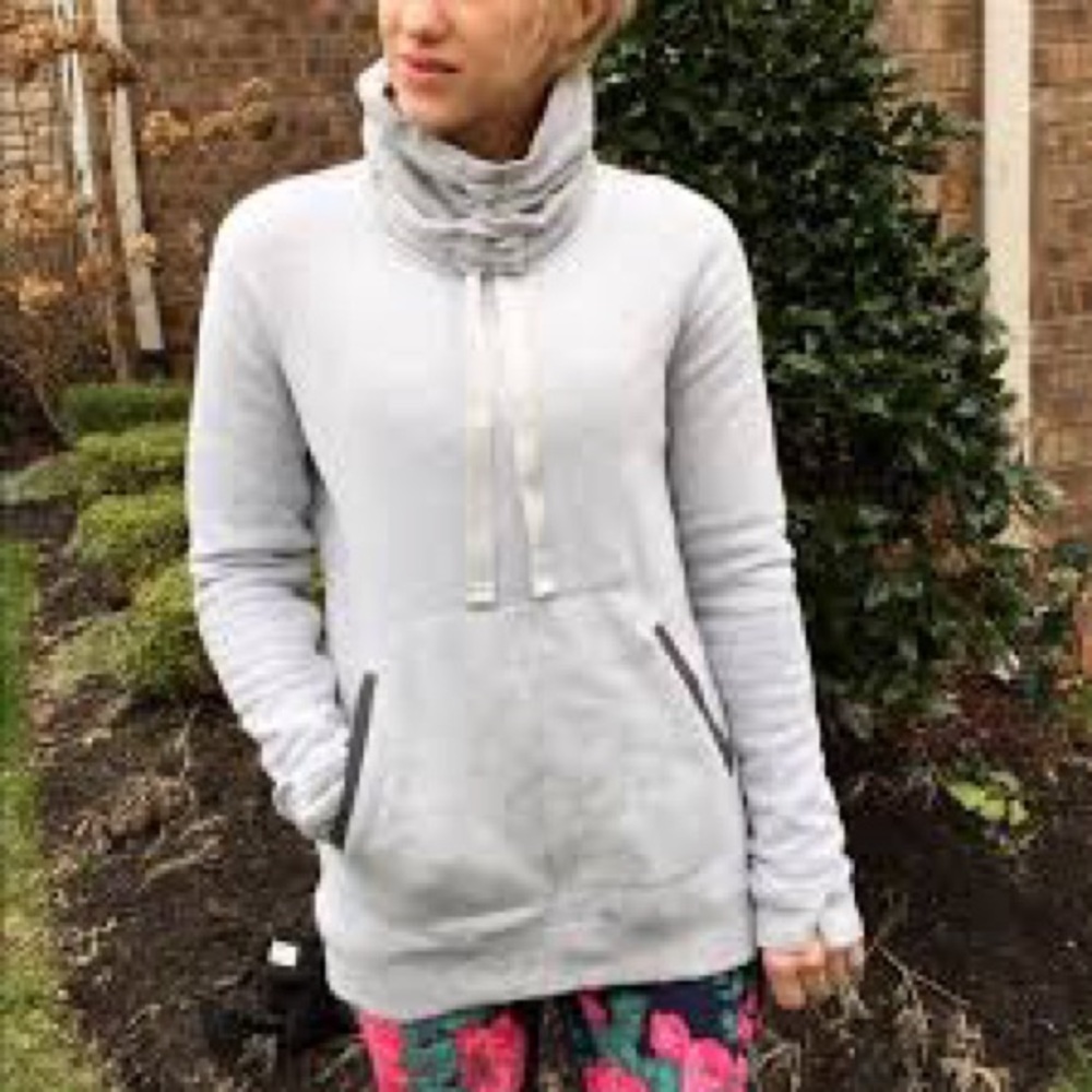 LuluLemon Hoodie with Pockets